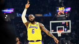 NBA, LeBron raggiunge un altro record di Kobe Bryant