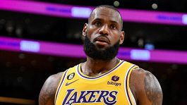 Nba, LeBron James choc: pensa al ritiro. Resta un obiettivo e un sogno