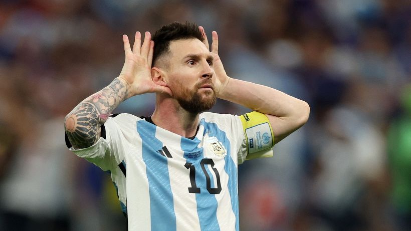 Argentina da applausi, Messi segna una tripletta