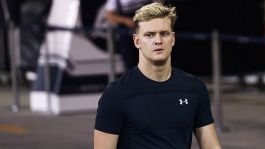F1, nuovo attacco a Mick Schumacher: "L'unico a sbattere, ridicolo"