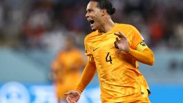 Olanda, Van Dijk su Messi: "Uno dei giocatori migliori di sempre"