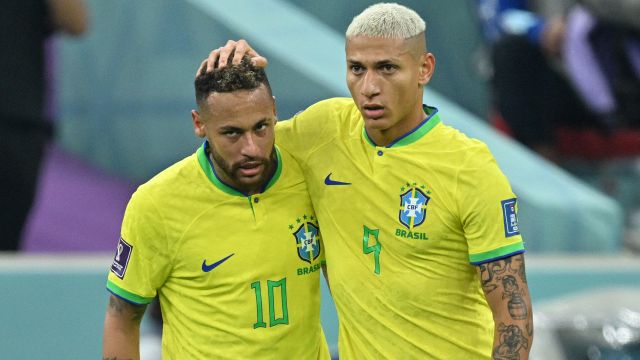 Brasile, il padre di Neymar: "Mio figlio non giocherà fino alla finale"