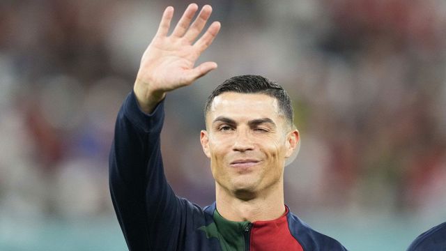 Cristiano Ronaldo Cè Il Sì Allofferta Dellal Nassr Cifre Da Capogiro