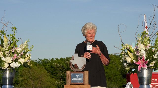 Golf, addio alla leggenda Kathy Whitworth: la più vincente della storia