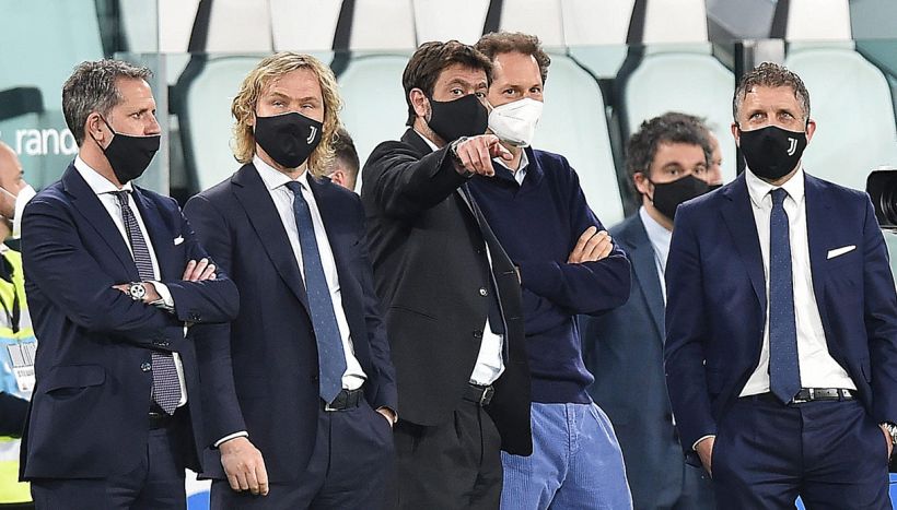 Juventus, il giallo della fattura corretta a penna: rivelato il retroscena