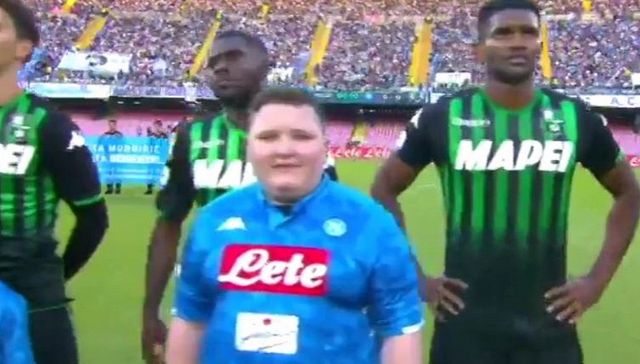 Morto a 16 anni tifoso Napoli bullizzato sul web: un sorriso glielo diedero gli azzurri