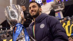 Inter, festa e polemiche: Calhanoglu si scaglia contro il Milan