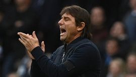 Napoli, Conte esce allo scoperto: la promessa del tecnico, il subbuteo e gli scenari