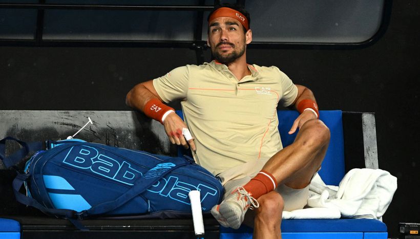 Australian Open, la pioggia salva Fognini: ma è giallo sulla mano infortunata