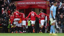 Premier League, il derby di Manchester va allo United: 2-1 a Old Trafford