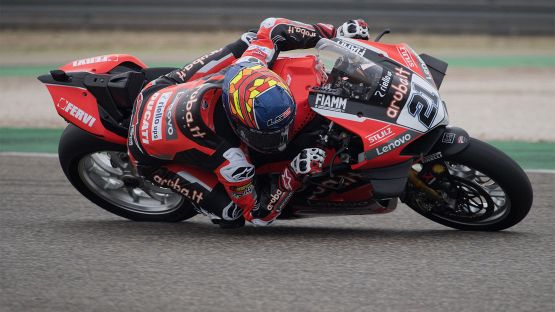 Superbike, test a Portimao: Michael Ruben Rinaldi brucia tutti