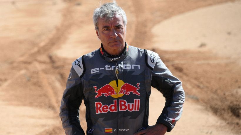 Dakar 2023, Sainz Sr. si deve arrendere: amaro ritiro