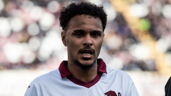 Toro, Lazaro ko: bivio di mercato per sostituirlo sulla destra