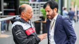 F1, la Ferrari ora va all'attacco: cambio di marcia in pista e fuori