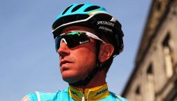 I trionfi con Nibali, la depressione e la denuncia: la vita da maledetto di Lieuwe Westra