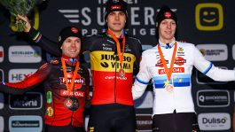 Ciclocross, l'ennesima sinfonia di Van Aert