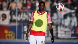 Balotelli, immagini shock: contestazione dei tifosi e maglia bruciata