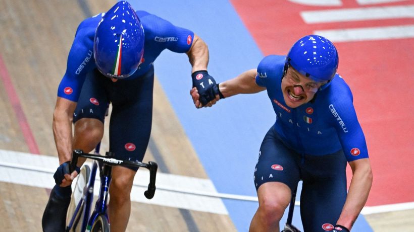 Mondiali ciclismo: Meroni e Colombo d’argento. Consonni e Lamon investiti: finiscono in acqua