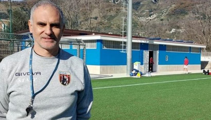 Aggressione choc all'allenatore della Nocerina Sandro Erra: pugno in pieno volto da ultras della Cavese all'autogrill