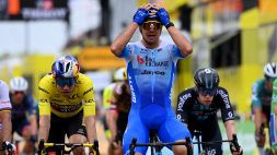 Uae Tour: tappa a Groenewegen, Evenepoel sempre leader