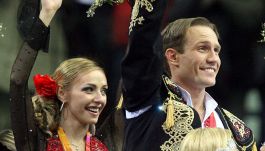 Roman Kostomarov in coma: il campione olimpico vittima di una polmonite bilaterale, amputati gambe e dita