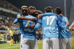 Il Napoli vola, i tifosi impazziscono di gioia: il sogno del popolo azzurro