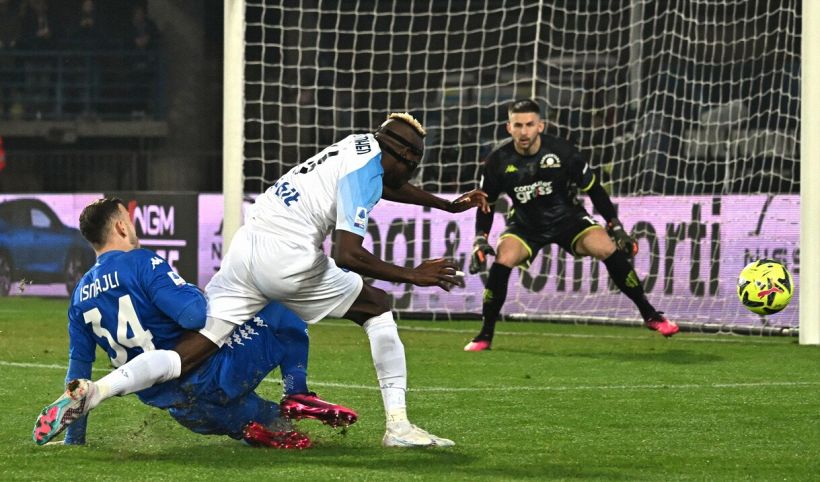 Empoli-Napoli, moviola: Focus su fuorigioco Osimhen e rosso a Mario Rui