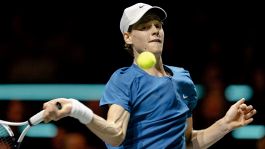 Jannik Sinner ko in finale: Medvedev è una macchina e trionfa in rimonta