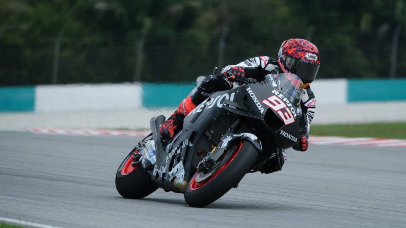 MotoGP, Marquez dietro a Sepang: "Faremo i conti alla fine dei test"