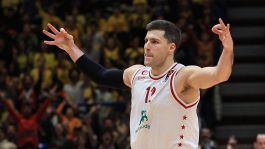 L'Olimpia Milano batte Scafati, Messina espulso