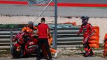 MotoGP, Enea Bastianini sottoposto a consulto: la decisione dopo la frattura alla scapola, comunicato