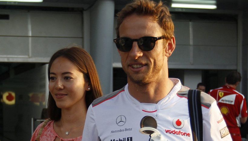 Jessica Michibata, l'ex del pilota di F1 Jenson Button arrestata: la separazione, la figlia e le vie pericolose