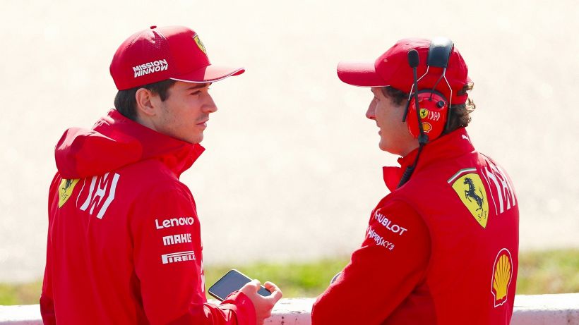 F1, tensione in Ferrari: il retroscena del faccia a faccia Leclerc-Elkann