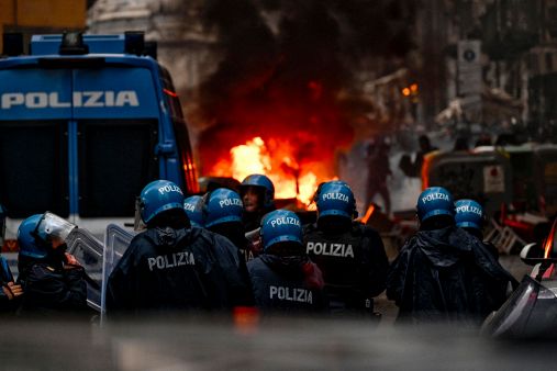 Italia-Inghilterra a Napoli, massima allerta per la sicurezza: lungomare blindato e tanti divieti