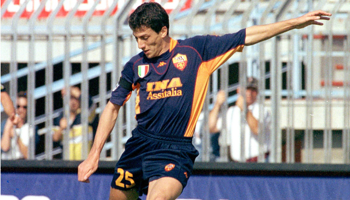 Gianni Guigou con la maglia della Roma