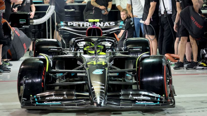 Mercedes, Hamilton: "Non lotteremo per la vittoria ma..."