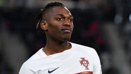 Leao giura amore al Milan: “Voglio scrivere la storia del club”