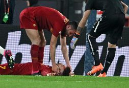 Roma-Real Sociedad, moviola: un rigore chiesto per parte, che paura per Pellegrini