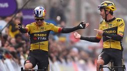 Gand-Wevelgem, finale da brividi: Van Aert fa vincere Laporte