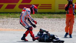 MotoGP, stop Marquez: dopo la follia su Oliveira, costretto a operarsi