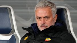 Europa League, la Roma avanza: José Mourinho stuzzica Lazio e Juventus