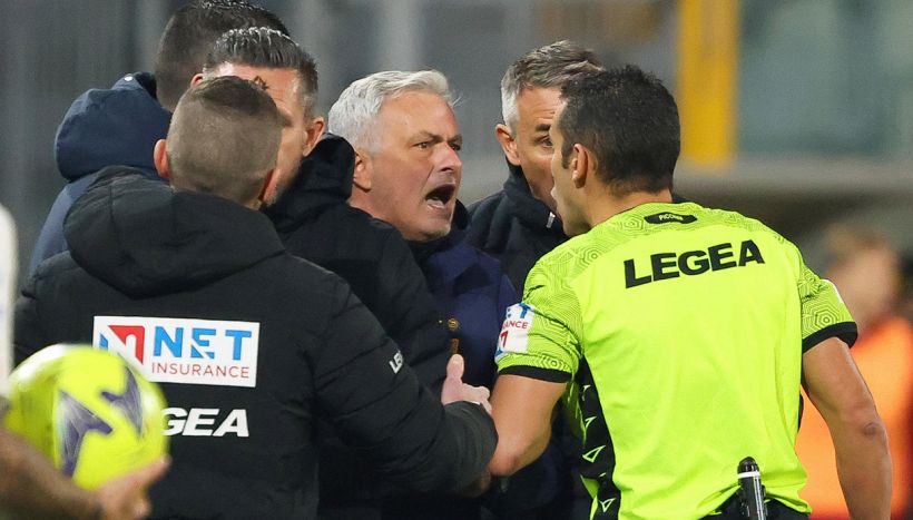 Mourinho esulta, l’arbitro Serra deferito da procura Figc per la lite di Cremona