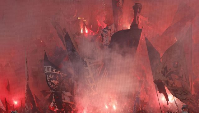 Napoli-Eintracht, niente tifosi tedeschi per la Champions: il Tar respinge il secondo ricorso. I rischi per la sicurezza