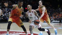 Eurolega, l'Olimpia crede nei playoff: vince anche a Valencia