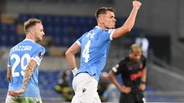 Lazio, Patric ha la febbre: problema centrali con il Napoli