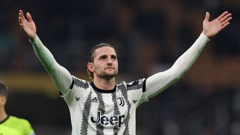 Mercato Juventus, c’è il sì del francese Rabiot: ora i bianconeri sperano nell’accoppiata con il Sergente Milinkovic-Savic