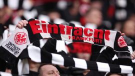 Tensione a Napoli: 400 tifosi dell'Eintracht in città senza biglietto