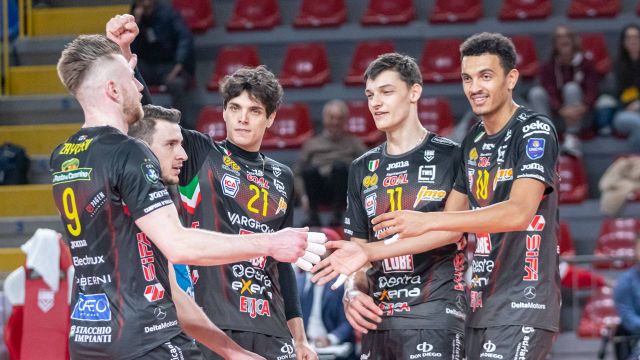 Volley maschile – Playoff: Lube spalle al muro, Trentino in anticipo