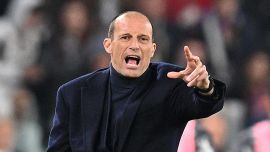 Juve, Allegri-Paredes: la lite nello spogliatoio dopo l'allenamento, i compagni intervengono