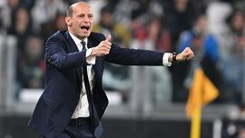 Allegri, insulti ai dirigenti Inter e invito alla Juventus: sbattiamoli fuori dalla Champions 